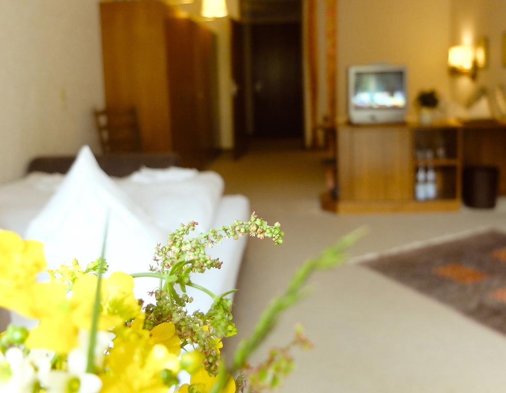 Hotel Valsana Am Kurpark Bad Wildbad Εξωτερικό φωτογραφία
