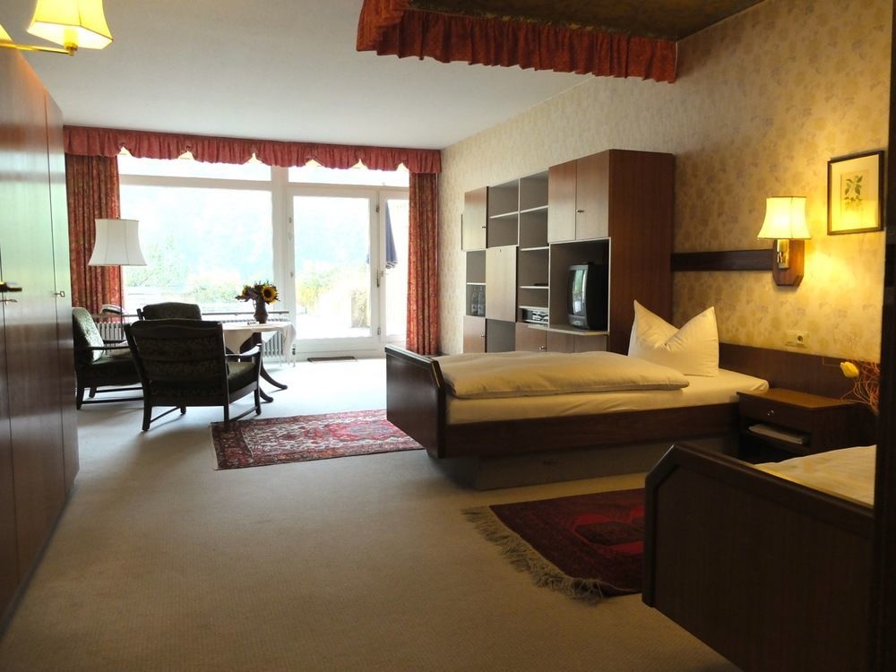 Hotel Valsana Am Kurpark Bad Wildbad Εξωτερικό φωτογραφία