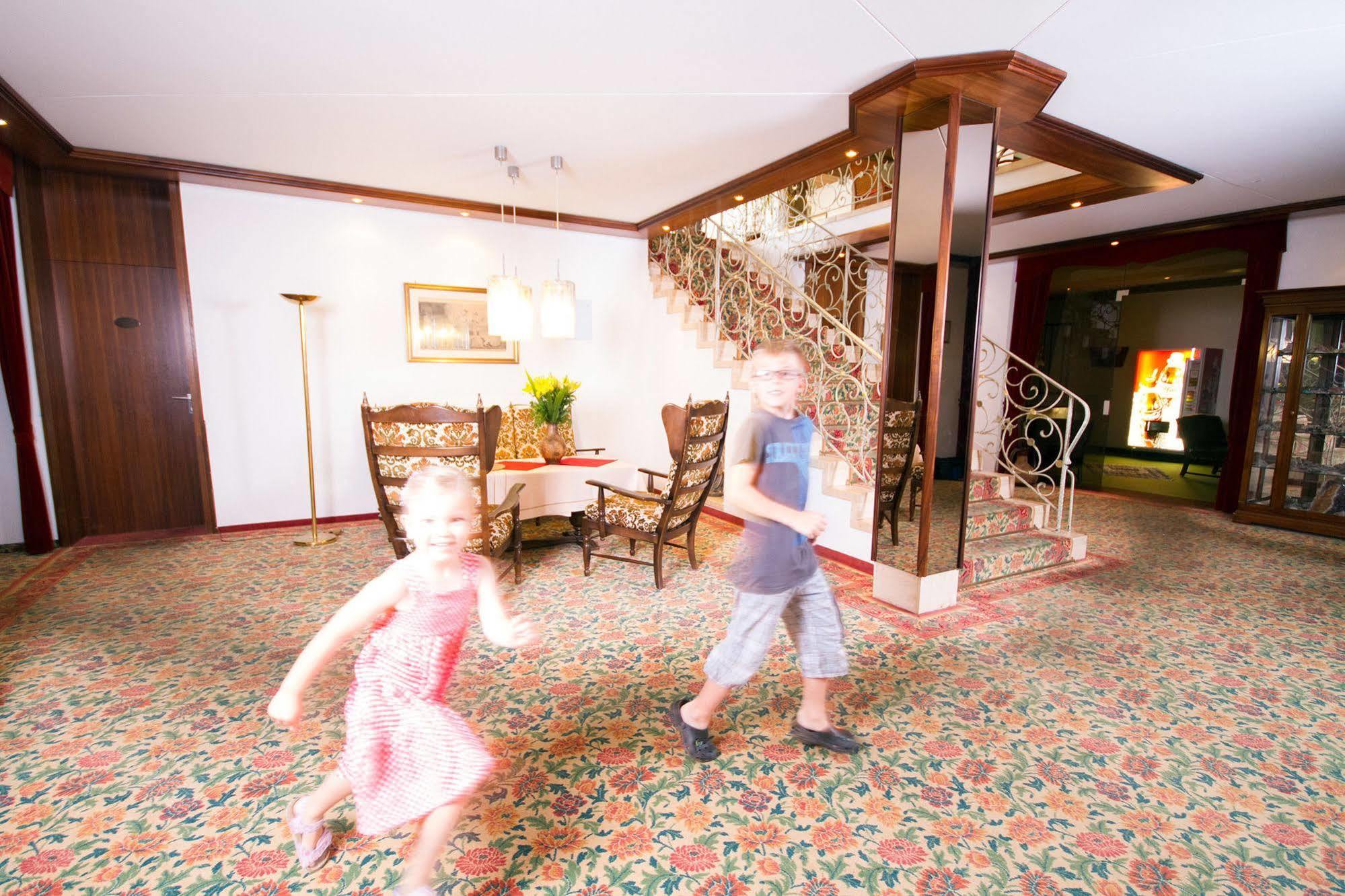 Hotel Valsana Am Kurpark Bad Wildbad Εξωτερικό φωτογραφία
