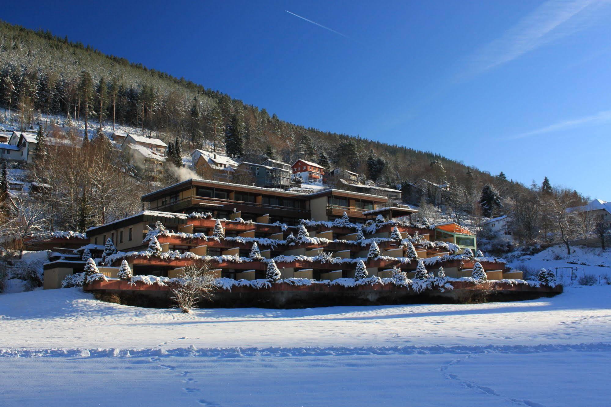 Hotel Valsana Am Kurpark Bad Wildbad Εξωτερικό φωτογραφία