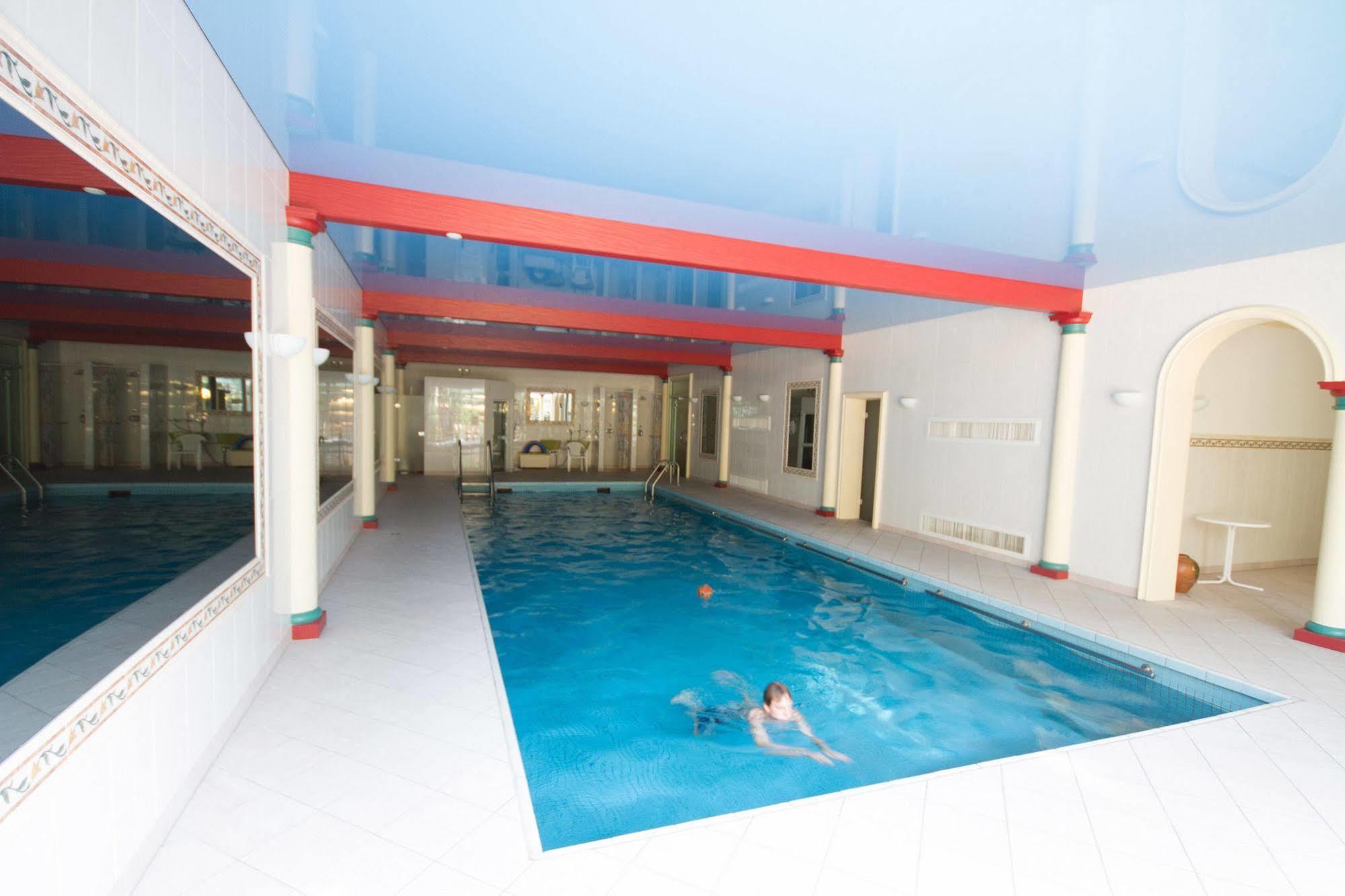 Hotel Valsana Am Kurpark Bad Wildbad Εξωτερικό φωτογραφία