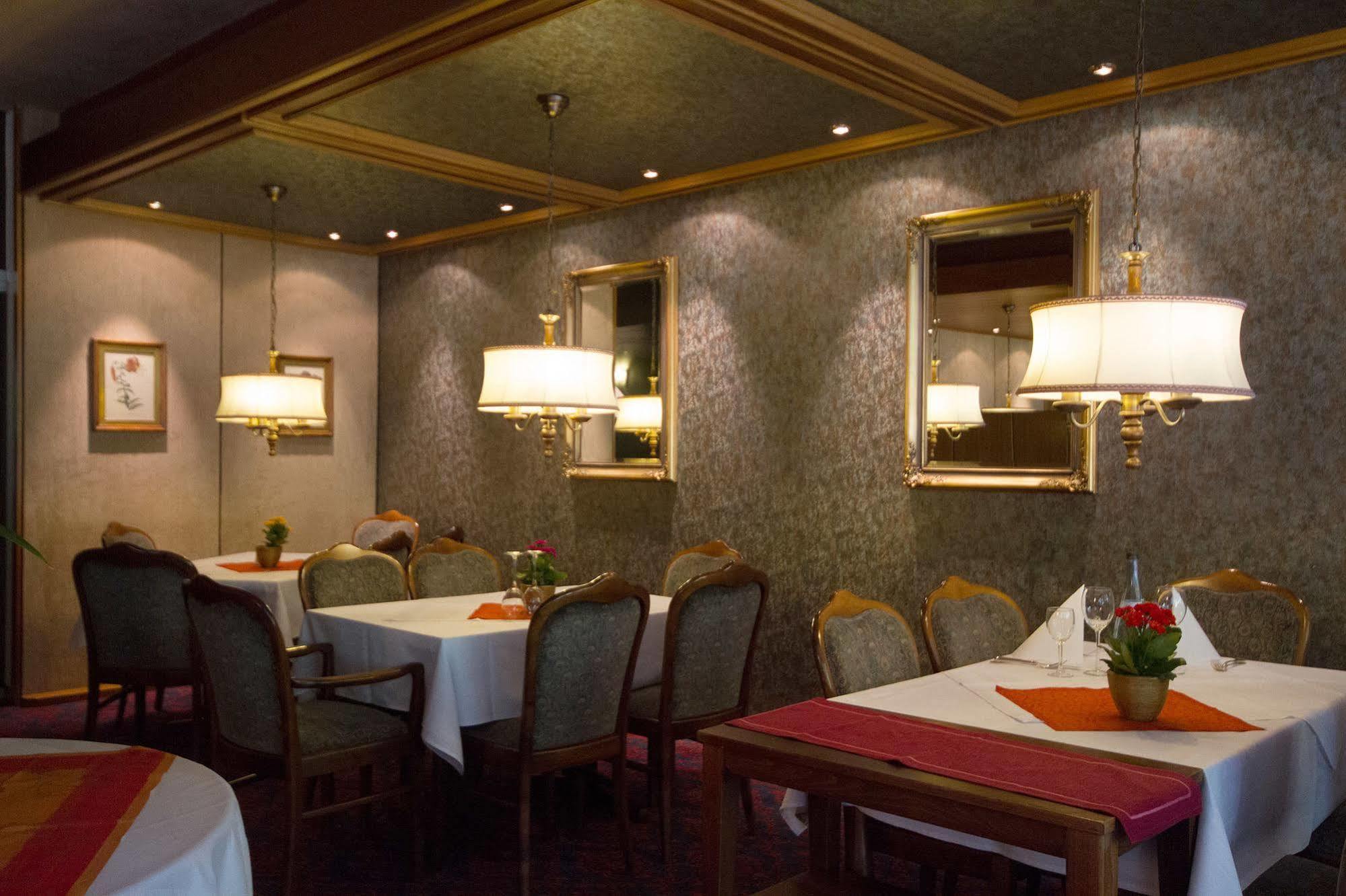 Hotel Valsana Am Kurpark Bad Wildbad Εξωτερικό φωτογραφία